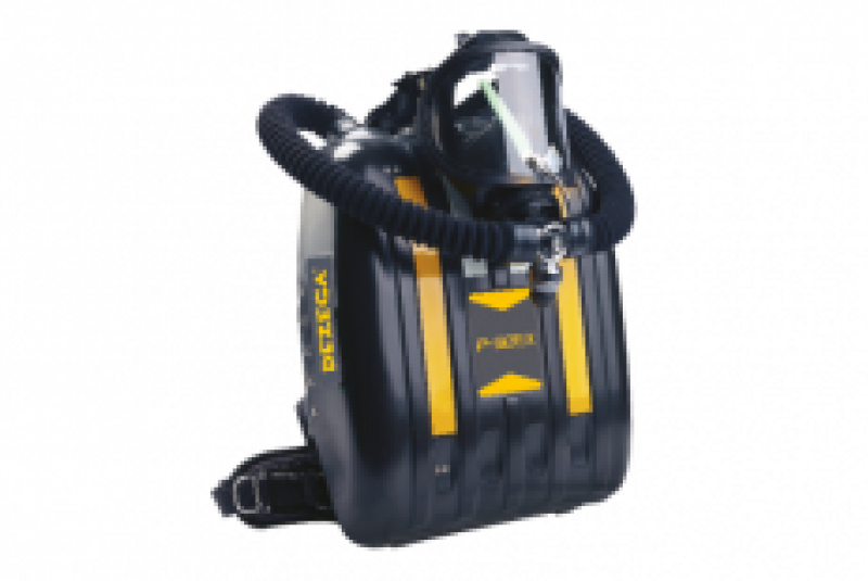 Sebazáchranné prístroje / P-30EX (closed-circuit compressed-oxygen self-contained breathing apparatus). - foto